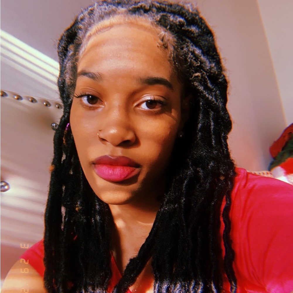 Meet your Posher, Jaliah